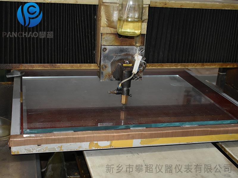 钢化玻璃视镜在化工与能源领域的应用